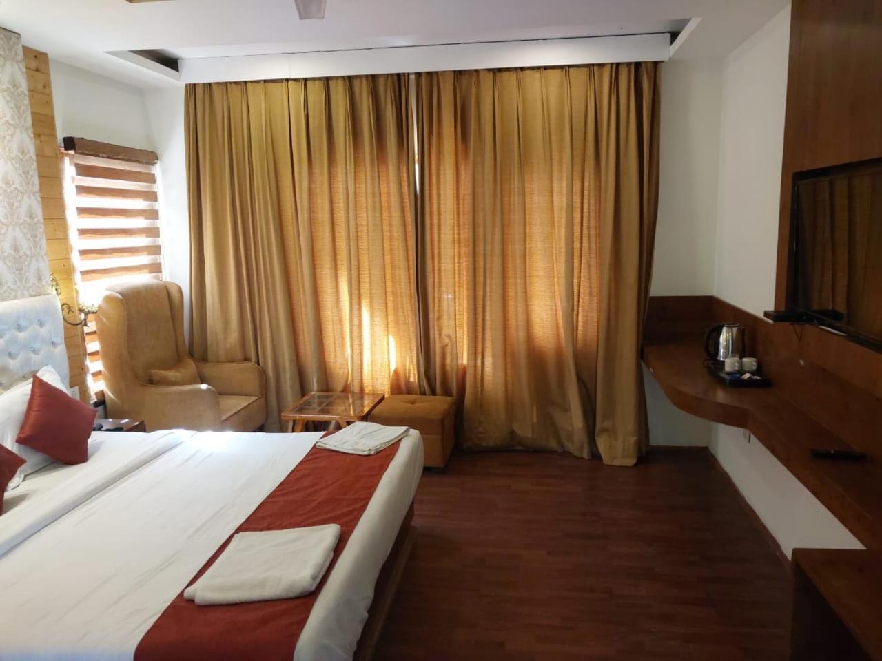 Hotel Di Villa 马拉里 外观 照片