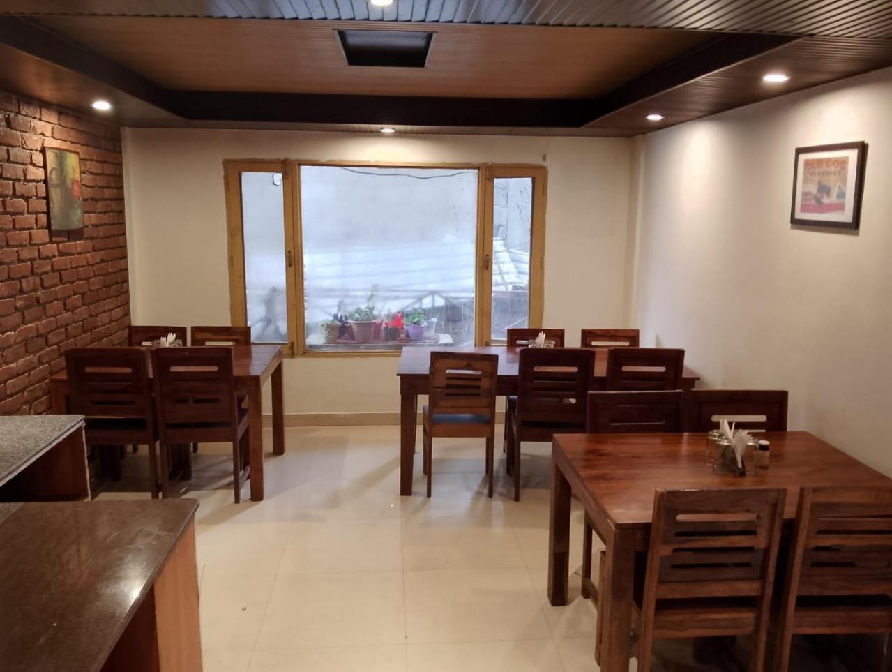 Hotel Di Villa 马拉里 外观 照片