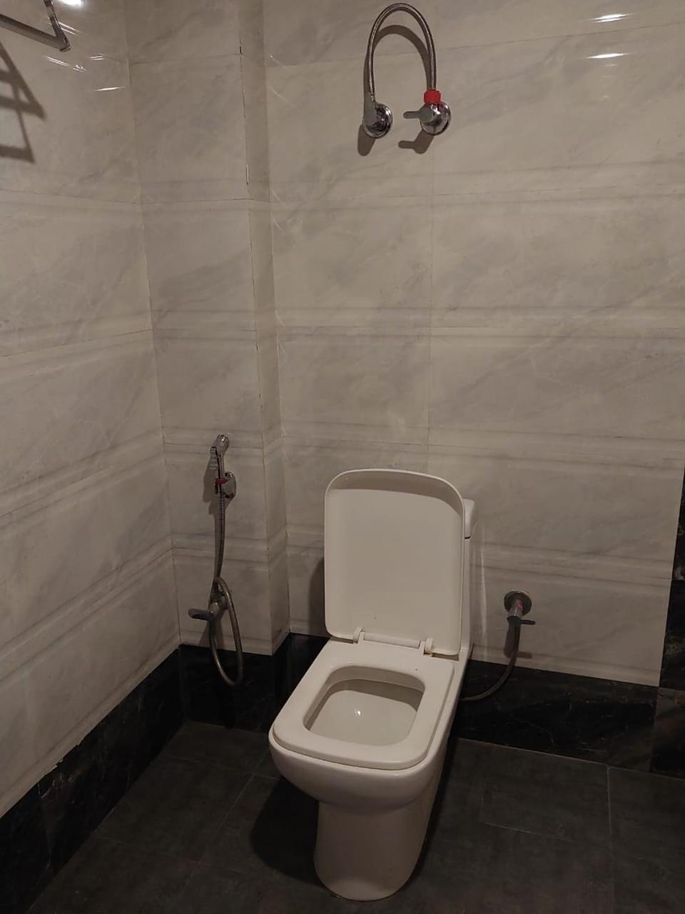Hotel Di Villa 马拉里 外观 照片