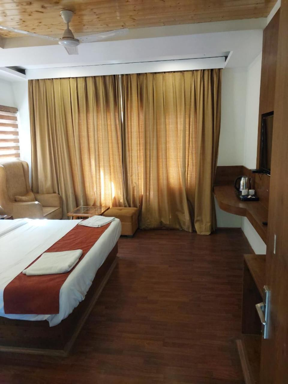 Hotel Di Villa 马拉里 外观 照片